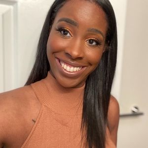 Meet your Posher, Shevelle